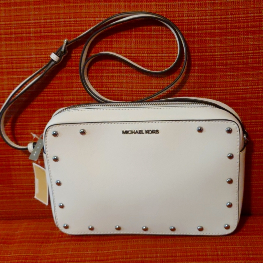 Michael Kor white cross body purse